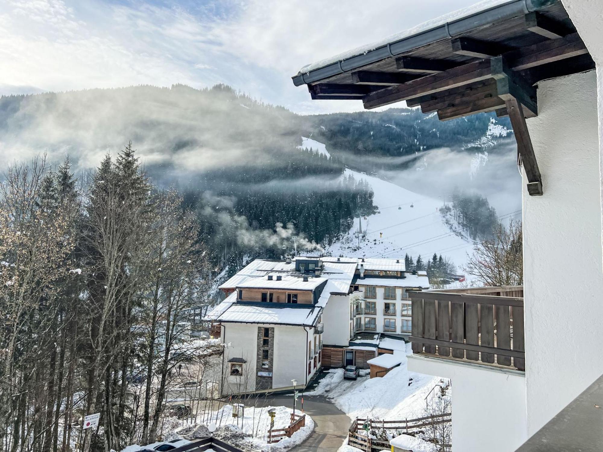 Apartment Sunshine Top 12 By Interhome Zell am See Esterno foto